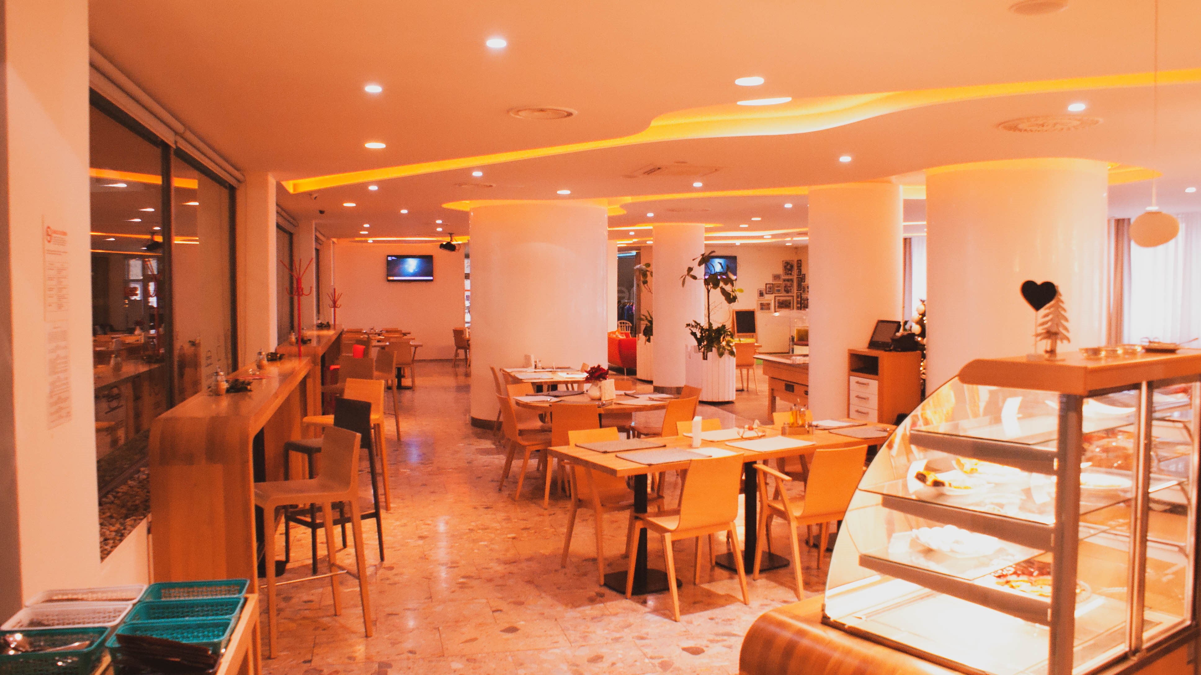Time Restoran Galéria fotografií Reštaurácia – TimeOut Restaurant & Café